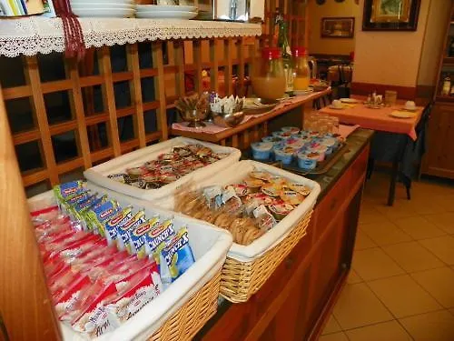 ***  Hotel La Vela Lido di Camaiore Italy