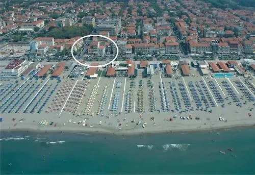Hotel La Vela Lido di Camaiore