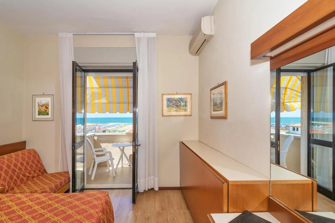Hotel La Vela Lido di Camaiore