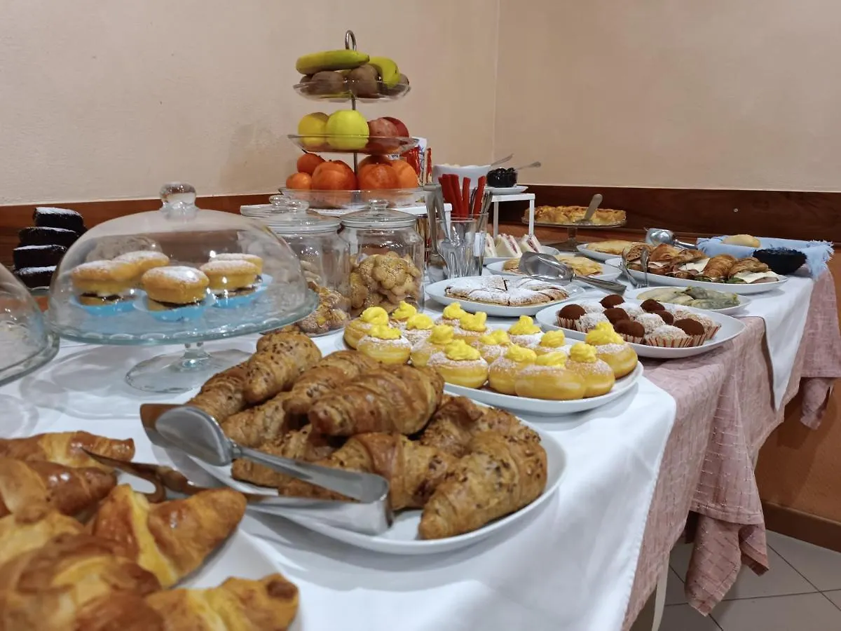 Hotel La Vela Lido di Camaiore 3*,